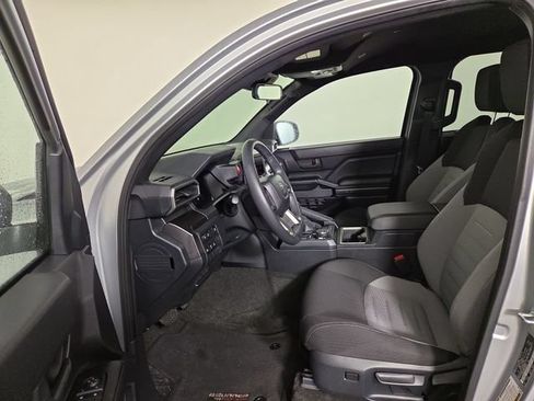 Used 2025 Toyota 4Runner TRD Off-Road AWD/4WD image 13