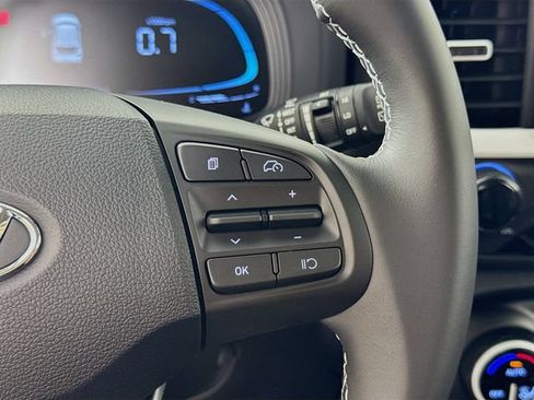 New 2026 Hyundai Venue SEL FWD image 17
