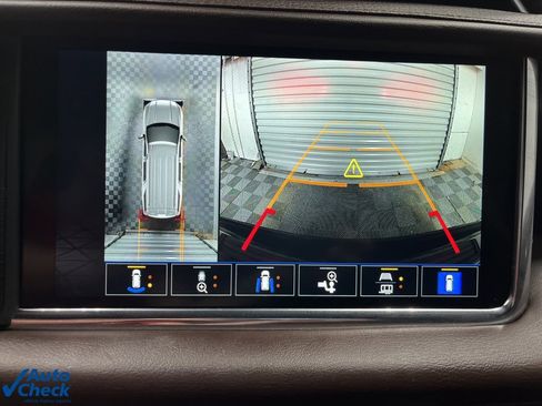 Certified 2022 GMC Yukon Denali image 15