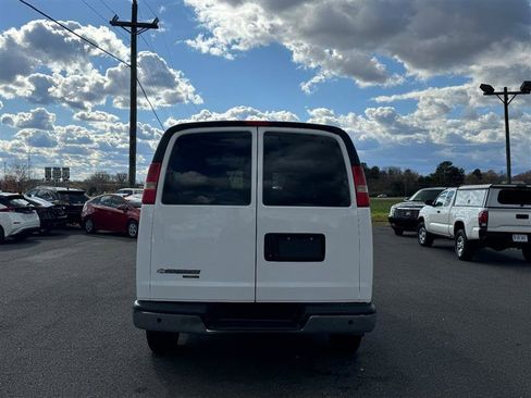 Used 2014 Chevrolet Express 3500 LT w/ LT Preferred Equipment Group image 10