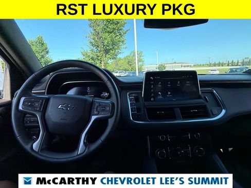 Used 2024 Chevrolet Suburban RST w/ Luxury Package AWD/4WD image 24