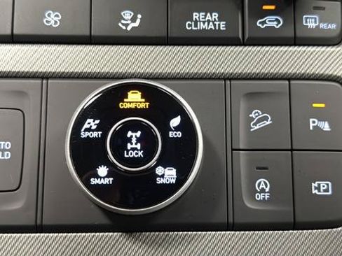 Used 2025 Hyundai Palisade SEL AWD/4WD image 35