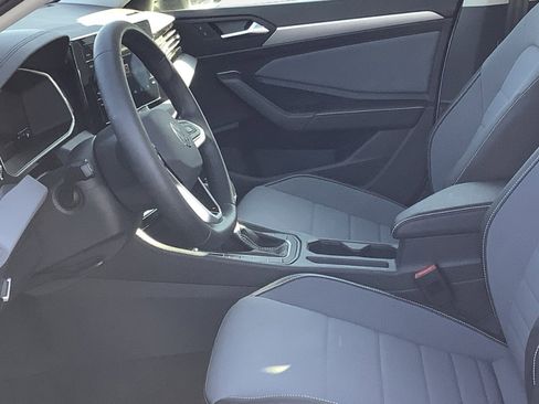 New 2025 Volkswagen Jetta SE image 22