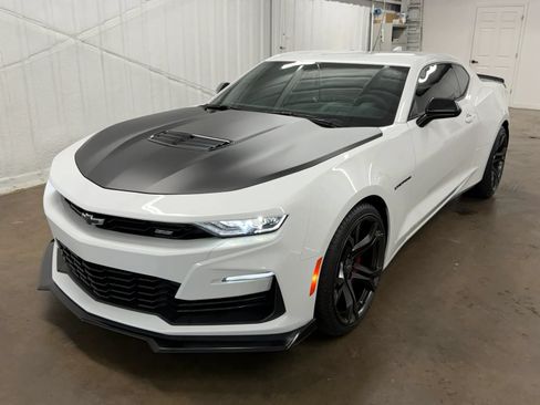 Used 2023 Chevrolet Camaro SS RWD image 10