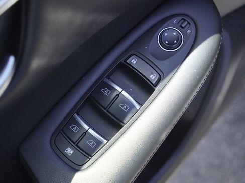Used 2023 INFINITI QX50 Pure FWD image 9