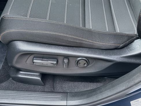 Used 2023 Honda CR-V Sport image 17