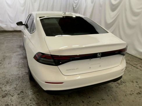 Used 2024 Honda Accord EX image 7