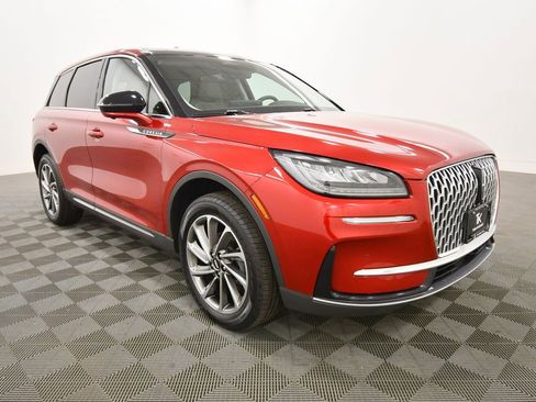 Used 2023 Lincoln Corsair AWD w/ Equipment Group 101A image 10