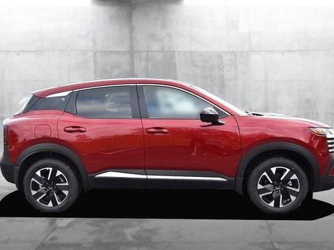 New 2026 Nissan Kicks SV w/ SV Premium Package image 5