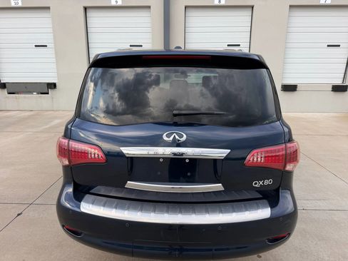 Used 2015 INFINITI QX80 Luxe w/ 22" Wheel Package image 8