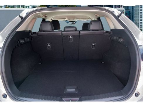 Used 2025 MAZDA CX-5 AWD 2.5 S w/ Select Package image 9