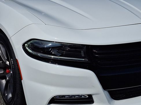 Used 2023 Dodge Charger SXT w/ Plus Group RWD image 9