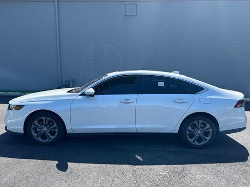 Used 2024 Honda Accord EX image 7