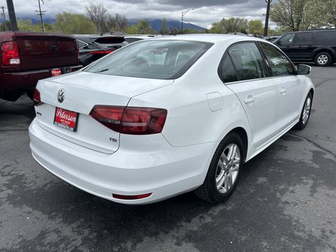 Used 2017 Volkswagen Jetta S image 7