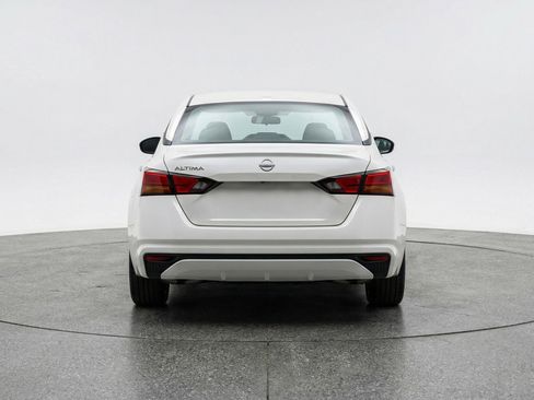 Used 2025 Nissan Altima 2.5 SV image 7