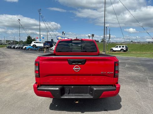 Used 2023 Nissan Frontier SV w/ SV Convenience Package AWD/4WD image 18