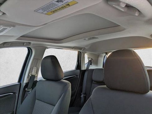 Used 2020 Honda Fit EX image 17