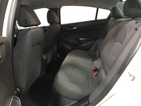 Used 2019 Chevrolet Cruze LS w/ LS Fleet Convenience Package FWD image 17