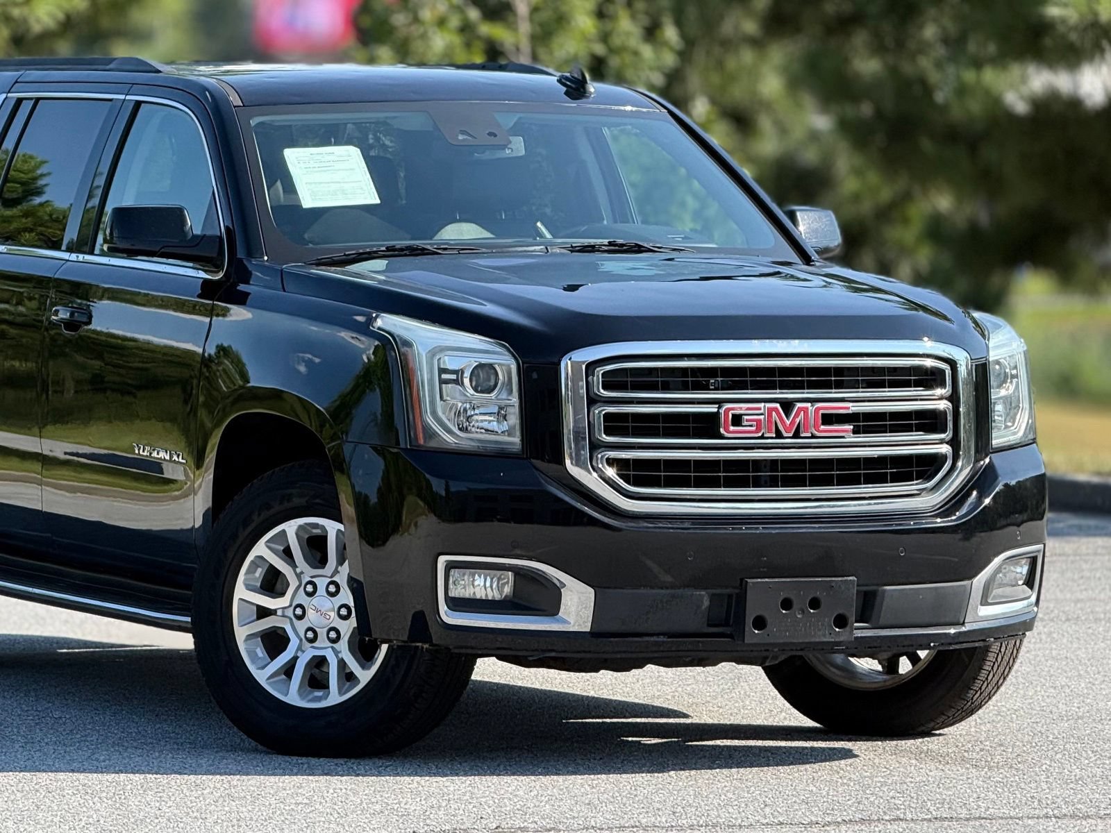 Used 2018 GMC Yukon XL SLT AWD/4WD image 46