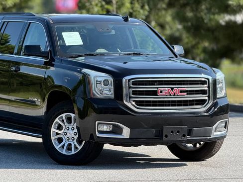Used 2018 GMC Yukon XL SLT AWD/4WD image 46