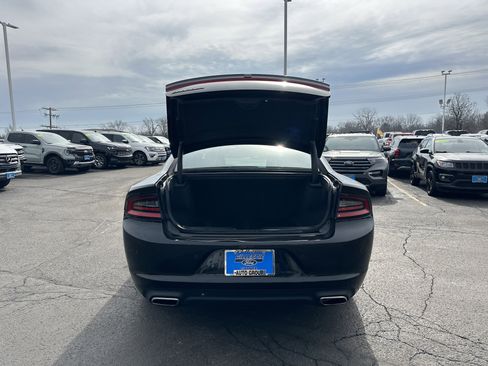 Used 2022 Dodge Charger SXT image 5