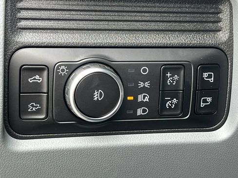 New 2026 Ford F350 XLT w/ XLT Premium Package AWD/4WD image 29
