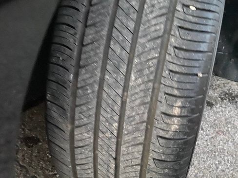 Used 2019 Toyota Camry SE image 14