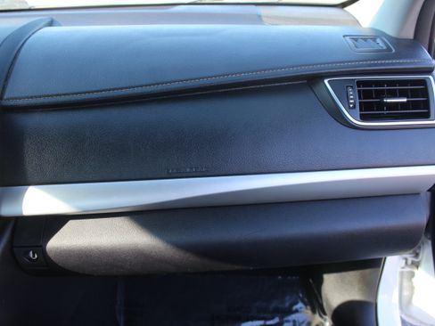 Used 2017 Toyota Camry SE w/ Moonroof Package image 48