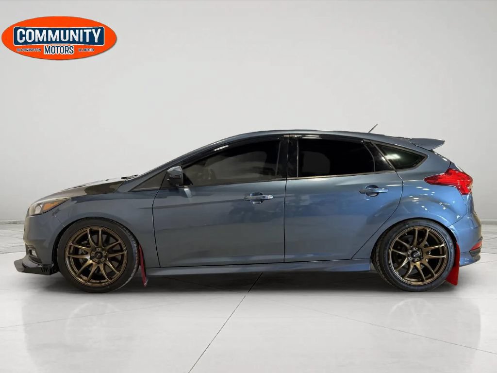 Used 2018 Ford Focus ST FWD image 3