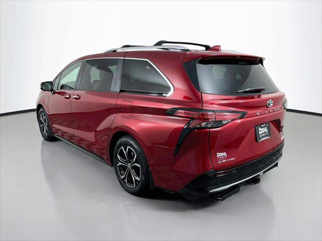 Certified 2026 Toyota Sienna Platinum AWD/4WD image 10