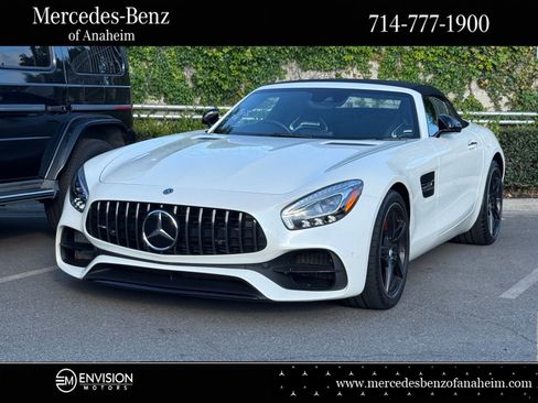 Used 2018 Mercedes-Benz AMG GT Roadster image 1