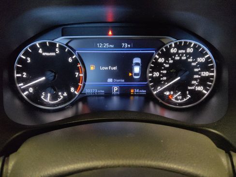 Used 2024 Nissan Altima 2.5 SR FWD image 23