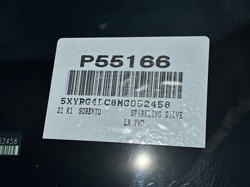Used 2021 Kia Sorento LX FWD image 31