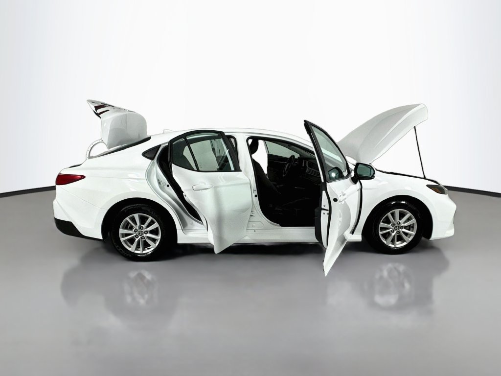 Used 2025 Toyota Camry LE FWD image 22