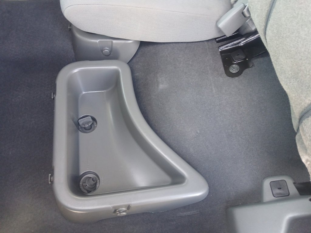 Used 2019 Nissan Frontier SV RWD image 9