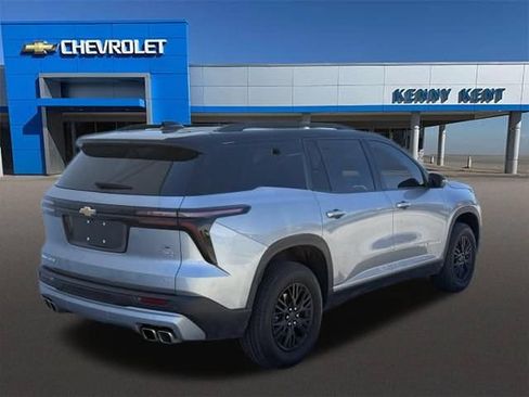Certified 2024 Chevrolet Traverse LT FWD image 5