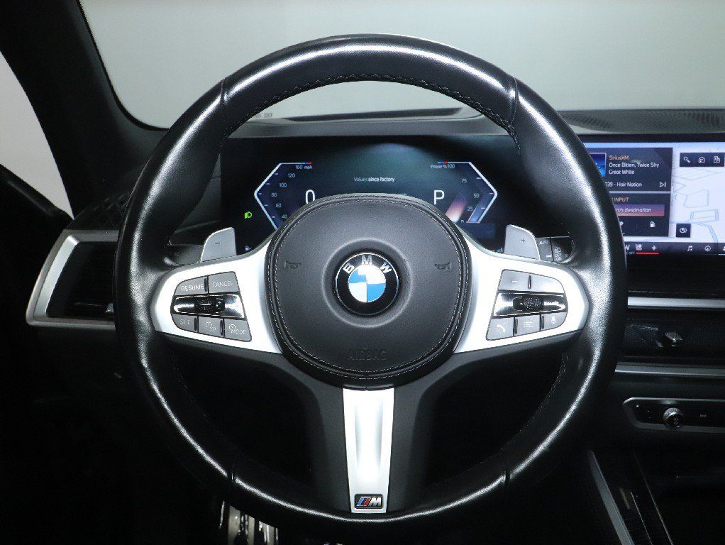 Used 2024 BMW X5 xDrive40i w/ M Sport Package AWD/4WD image 24