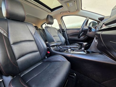 Used 2015 MAZDA MAZDA3 i Grand Touring image 6