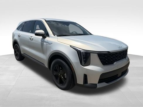 New 2026 Kia Sorento LX FWD image 2