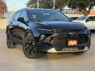 New 2025 Chevrolet Blazer LT w/ Convenience Package video 2