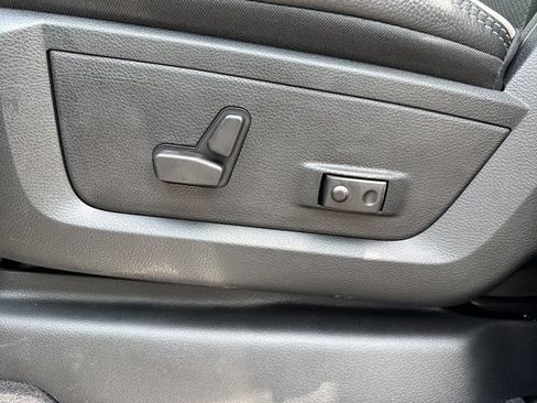 New 2026 RAM 3500 Limited AWD/4WD image 10