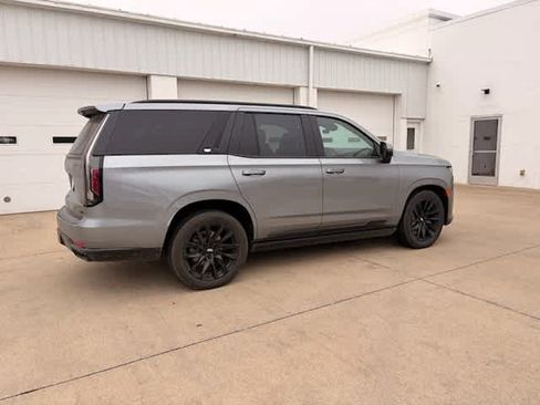 Certified 2024 Cadillac Escalade Sport w/ LPO, ONYX Package image 2