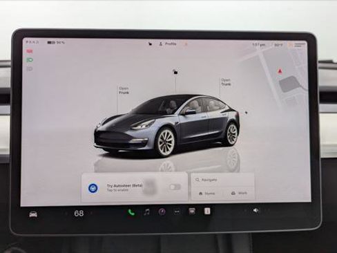 Used 2022 Tesla Model 3 Standard Range image 26