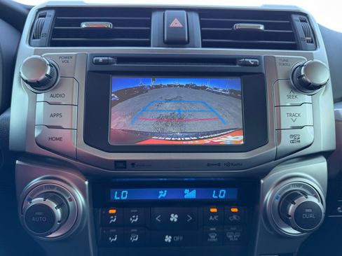 Used 2016 Toyota 4Runner Limited AWD/4WD image 21