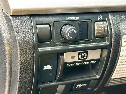 Used 2012 Subaru Outback 2.5i Premium image 12