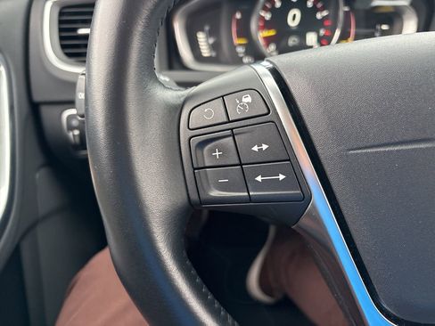 Used 2017 Volvo S60 T5 Inscription Platinum image 22