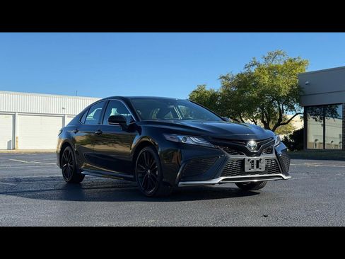 Used 2024 Toyota Camry XSE FWD image 1