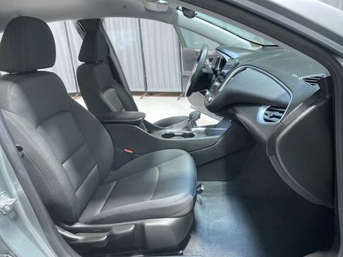 Used 2024 Chevrolet Malibu LT image 14