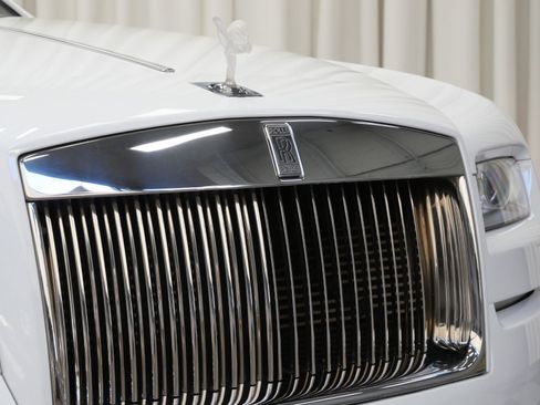 Used 2016 Rolls-Royce Wraith image 54