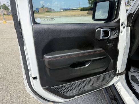 Used 2020 Jeep Gladiator Rubicon AWD/4WD image 29